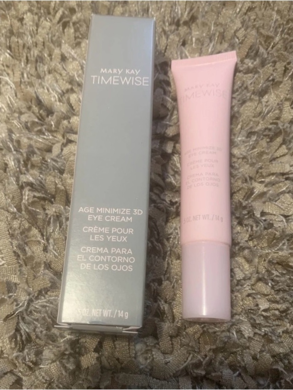 Mary Kay TimeWise Age Minimize 3D Eye Cream - Pink and Silver Packaging